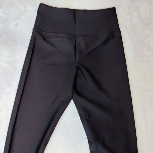 Athleta Elation Sheen Tight High Rise 7/8 Leggings XS Black Metallic Y3K Yoga - Picture 4 of 16